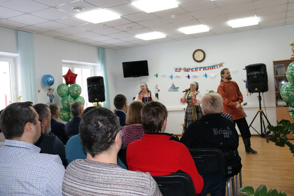 21 февраля 2023 состоялся выездной концерт – поздравление работников Базы производственного обслуживания средств автоматизации НГДУ «Нижнесортымскнефть», посвященный Дню защитника Отечества