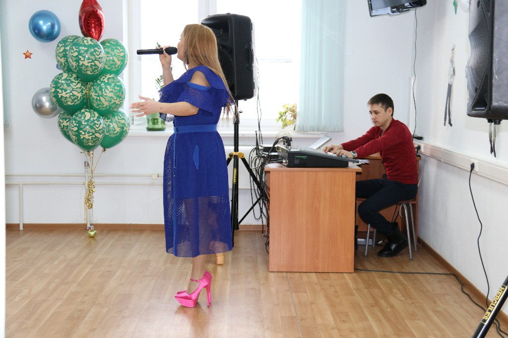 21 февраля 2023 состоялся выездной концерт – поздравление работников Базы производственного обслуживания средств автоматизации НГДУ «Нижнесортымскнефть», посвященный Дню защитника Отечества