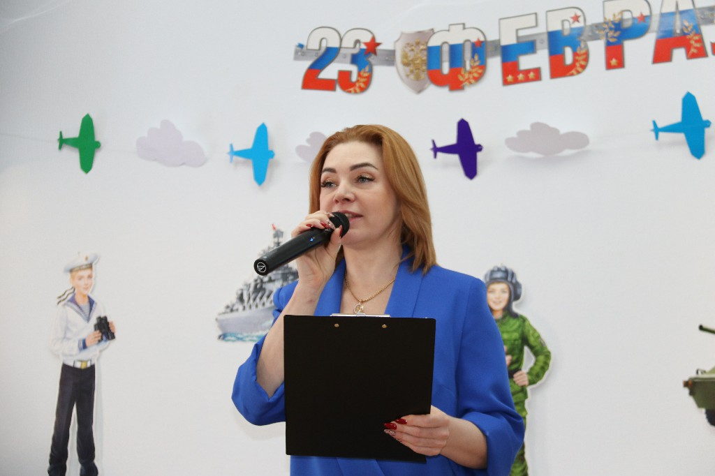 21 февраля 2023 состоялся выездной концерт – поздравление работников Базы производственного обслуживания средств автоматизации НГДУ «Нижнесортымскнефть», посвященный Дню защитника Отечества