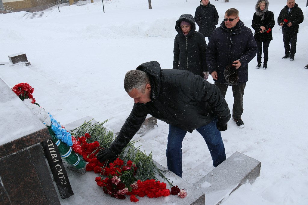 22 февраля 2023 в 15:00 у памятника «Героям, павшим в боях за Родину», состоялся митинг «СЛАВА ЗАЩИТНИКАМ ОТЕЧЕСТВА». #СлаваЗащитникамОтечества #Своихнебросаем #Мывместе