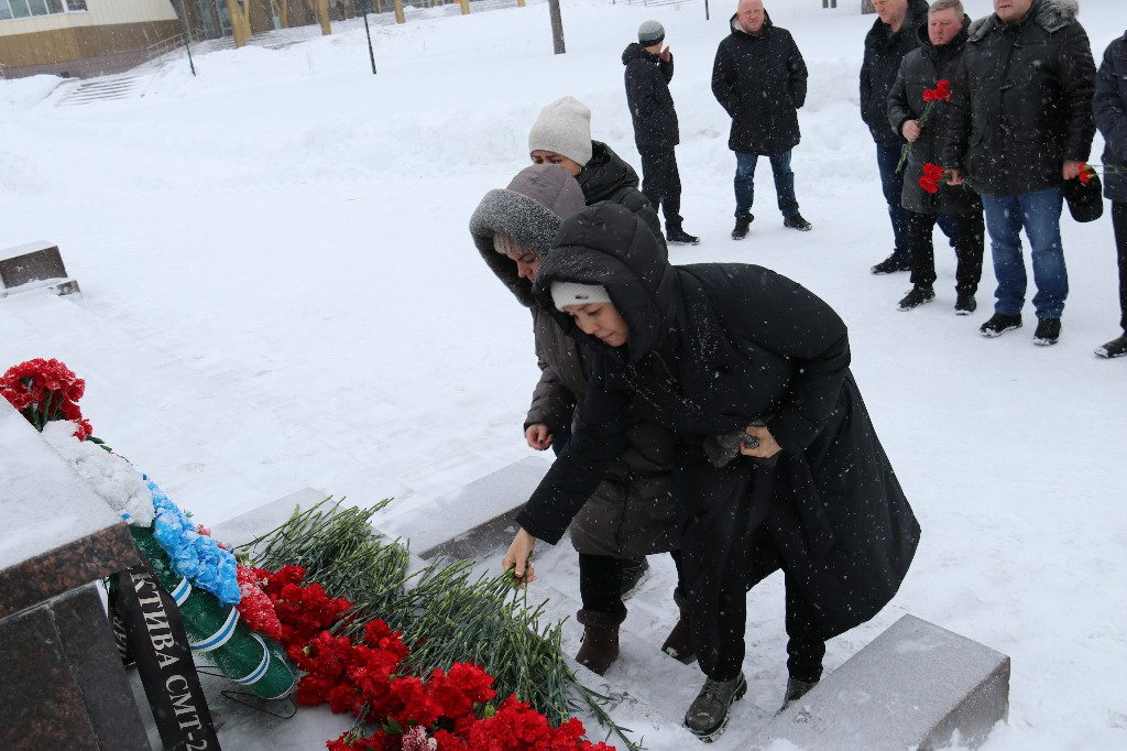 22 февраля 2023 в 15:00 у памятника «Героям, павшим в боях за Родину», состоялся митинг «СЛАВА ЗАЩИТНИКАМ ОТЕЧЕСТВА». #СлаваЗащитникамОтечества #Своихнебросаем #Мывместе