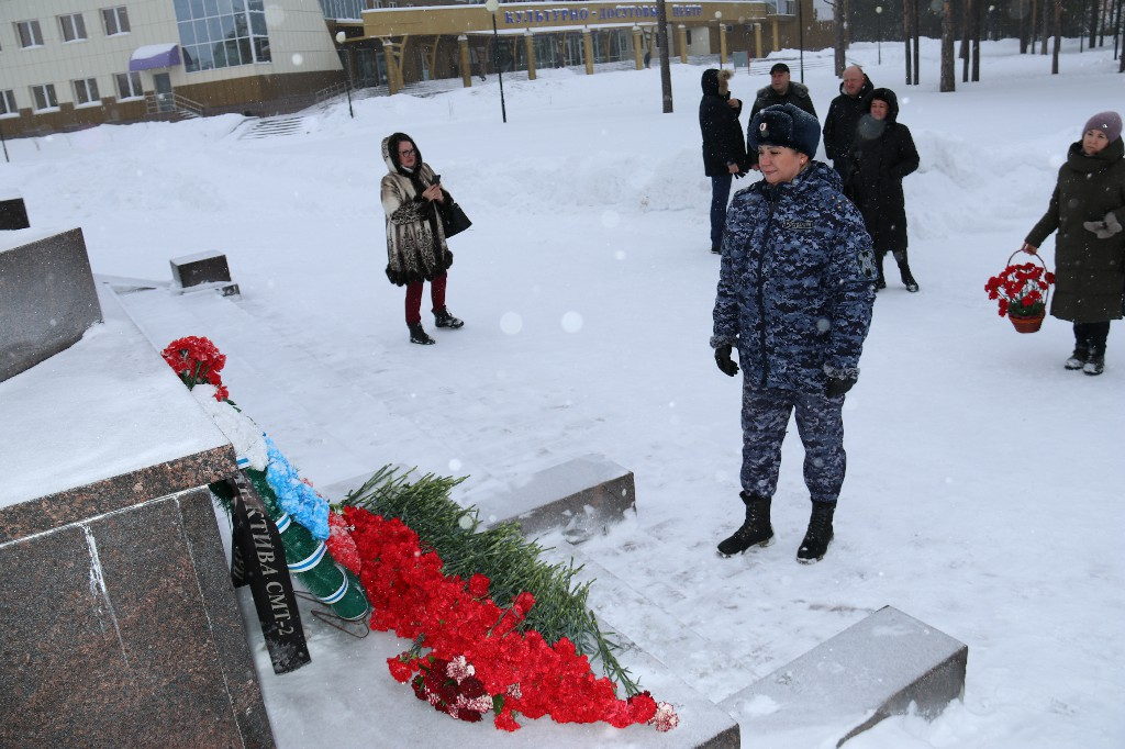 22 февраля 2023 в 15:00 у памятника «Героям, павшим в боях за Родину», состоялся митинг «СЛАВА ЗАЩИТНИКАМ ОТЕЧЕСТВА». #СлаваЗащитникамОтечества #Своихнебросаем #Мывместе