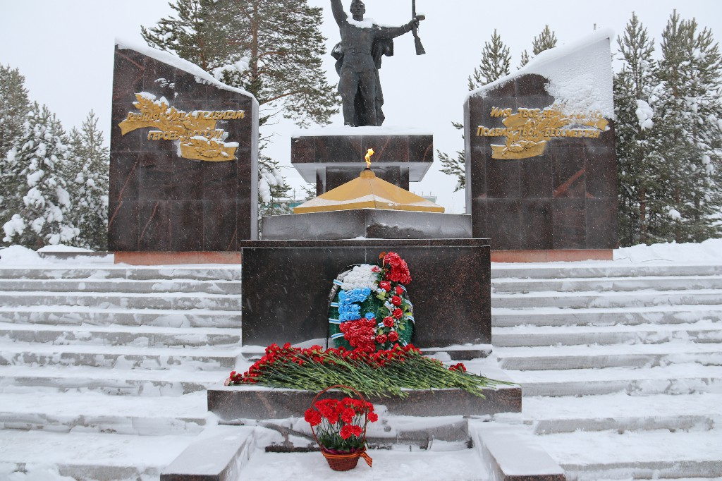 22 февраля 2023 в 15:00 у памятника «Героям, павшим в боях за Родину», состоялся митинг «СЛАВА ЗАЩИТНИКАМ ОТЕЧЕСТВА». #СлаваЗащитникамОтечества #Своихнебросаем #Мывместе