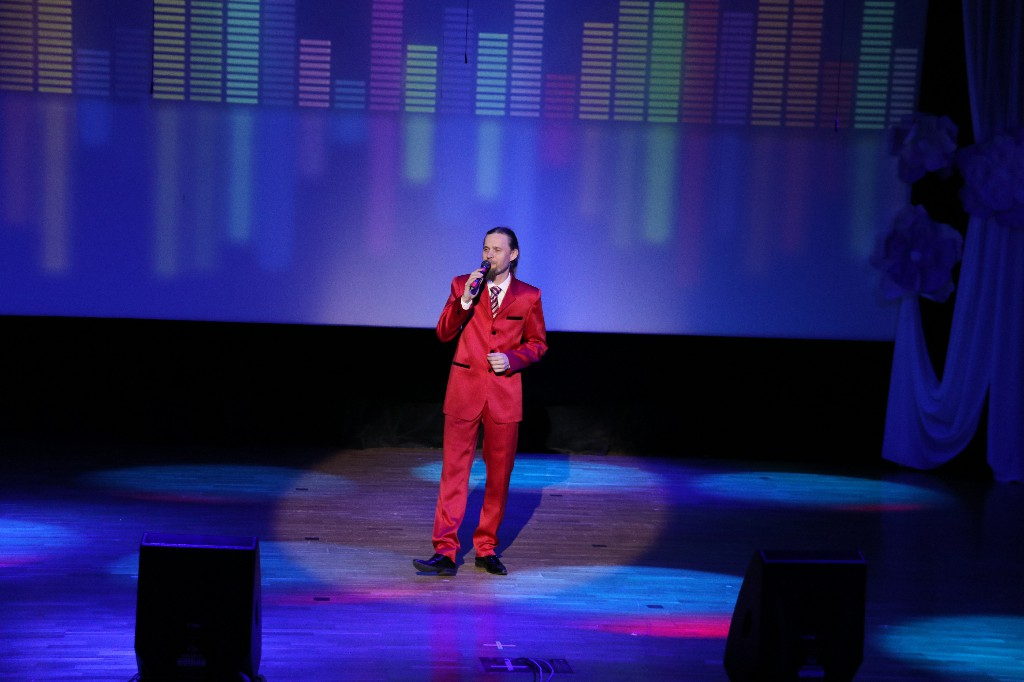 8 марта в КДЦ «Кристалл» 8 Марта 2023 года в 12:00 часов прошел торжественный праздничный концерт «Мелодия весны», посвященный женскому дню