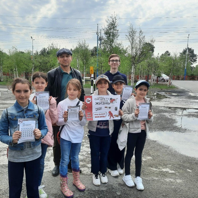 30 мая 2023 года в 11:00 часов жители с.п.Нижнесортымского присоединилась к акции, посвященной Международному дню без табака, совместно с коллективами МБУ КДЦ «Кристалл»