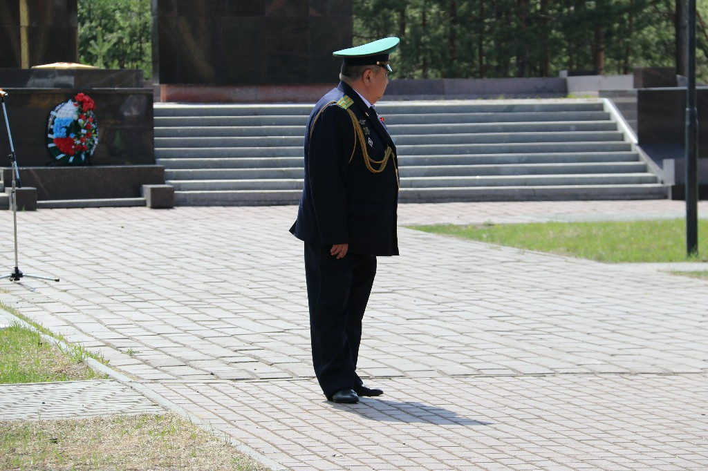 28 мая 2023 года в 12:00 часов в день празднования 105-летия Пограничных войск Российской Федерации на площади КДЦ «Кристалл» у мемориальной доски Пограничникам состоялся торжественный митинг