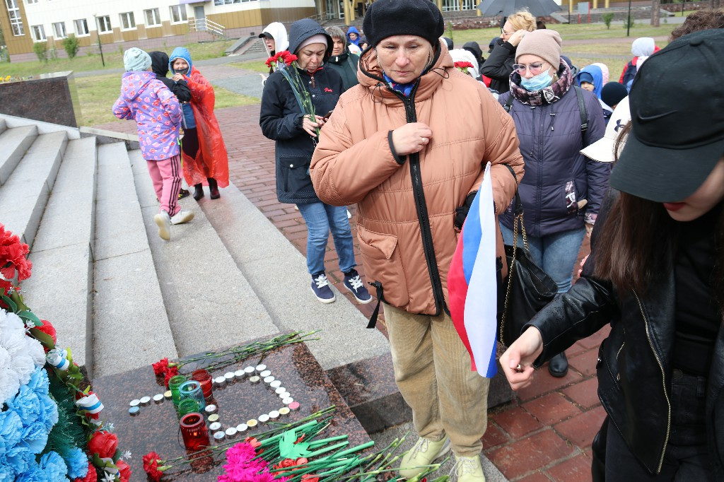 22 июня – День памяти и скорби. Всероссийская патриотическая акция «Свеча памяти» состоялась у мемориала «Героев России» на площади КДЦ «Кристалл» #МыПомним