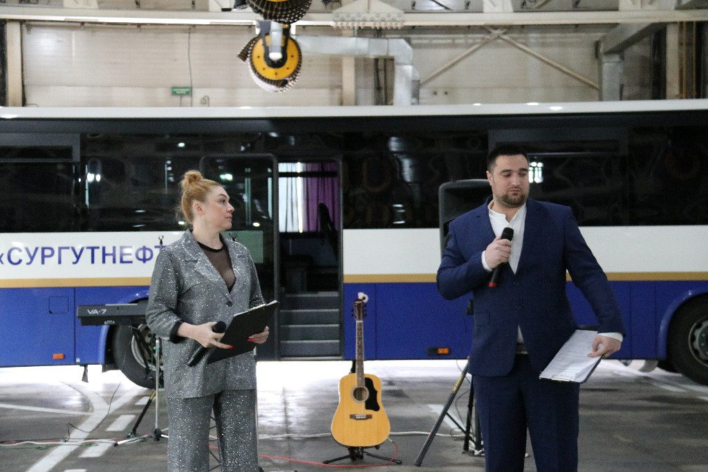 29, 30 и 31 августа 2023 года состоялись выездные концерты-поздравления, посвященные дню работников нефтяной и газовой промышленности
